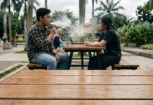 Ancaman Kesehatan di Balik Tren Rokok Elektrik saat Ini