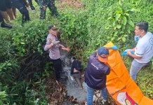 Polisi Evakuasi Sesosok Mayat Ditemukan Warga di Cibatu Garut