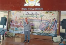 FORKIS Cimahi Ubah Tong Sampah Jadi Media Edukasi Lingkungan