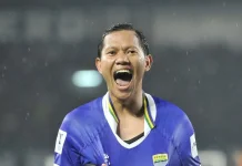 Persib Remontada Tundukkan Persija 2-1, Adam Alis Jadi Pahlawan