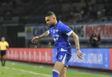 Kondisi Kurzawa Berangsur Pulih, Dokter Persib Targetkan Tampil di Laga Terakhir