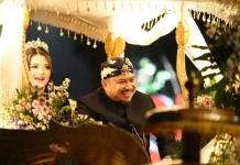 Bupati Reynaldi Ikut Meriahkan Kirab Budaya Tatar Sunda di Kota Bandung