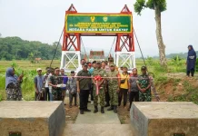 Kodim 0605/Subang Resmikan Jembatan Gantung, Disambut Antusiasme Warga Cijambe