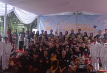 SMAN 3 Bandung Menampilkan Mapag Adat Karya ”Arupandra” di Pelepasan Kelas 12