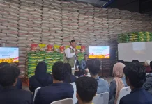Bulog Ajak Mahasiswa Bandung Tinjau Gudang Beras