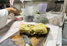 Mendoan Barokah Cirebon Sajikan Tempe Gulung Unik Favorit Pecinta Kuliner Malam