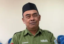 Cahaya yang Tak Butuh Mata: Sebuah Simfoni Jemari dan Suara