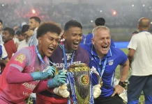 18 Clean Sheet, Teja Cetak Sejarah di Persib