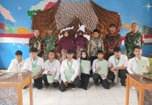 Wujud Kepedulian Babinsa Pabuaran Terhadap Dunia Pendidikan di Desa Binaan