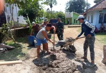 Babinsa : Gotong-royong, Jadi Kunci Percepatan Pembangunan Infrastruktur di Desa