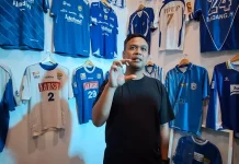 Dari 1994 hingga Juara Terbaru, Jersey Persib Bandung Dipamerkan