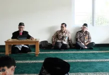 Pelihara Iman Taqwa, Lestarikan Bahasa Sunda lewat Khutbah