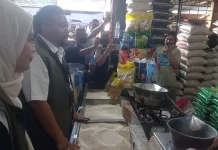 Sidak Pasar BULOG Jabar Ungkap Harga Pangan Stabil, Stok Beras Berlimpah