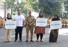 Pemkot Cimahi Serahkan Santunan Kematian bagi Petugas Kebersihan
