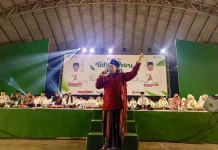Tahun Baru Islam,Ini Alasan Bupati Salurkan Kain Kafan