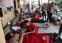 Polres Tasikmalaya Gelar Bakti Kesehatan Donor Darah hingga Khitanan Massal