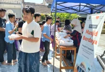 Tumbuhkan Umat Cintai Masjid,Jumat Berkah Al Kautsar Diamalkan