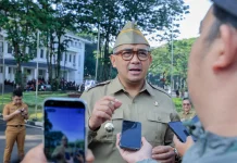Farhan Tegaskan Pedagang Cuanki Dilarang Berjualan di Depan Pusdai