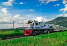 Wisatawan Ramai Gunakan Kereta Api Argo Anjasmoro