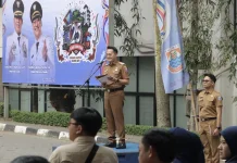 Bentuk Cinta: Pemkot Cimahi Wajibkan Ayah Antar Anak Sekolah dan Ambil Rapor