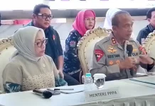 Menteri PPPA Sempat Emosional saat Melihat TH Pelaku Penyekapan dan Penganiayaan