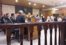 Istri H.M. Kunang Sebut Perhiasan yang Disita KPK Dibeli dari Hasil Usaha