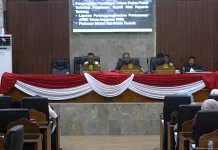 Rapat Paripurna DPRD,Wabup Subang Klarifikasi Kritikan Fraksi-Fraksi