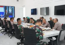Ketika TNI dan Polri di Garut Bersinergi Nonton Bareng Piala Dunia