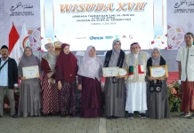 Prestasi Istimewa, Wisudawati As-SyifaKhatam 30 Juz Satu Kali Duduk