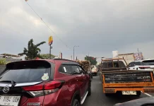 Kemacetan Panjang di Pintu Keluar Tol Pasir Koja Sudah Jadi "Budaya"