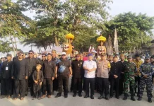 Masyarakat Nelayan Gelar Ritual Adat Larung Saji Hajat Laut Rancabuaya  2026