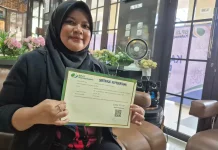 Peran Ganda Sosok Ibu Muda Kristalia Tanamkan Nilai Integritas dan Kepedulian