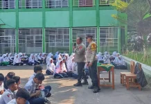 Cegah Kenakalan Remaja, Polisi di Garut Edukasi Siswa Peserta MPLS