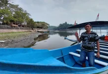 Air Situ Gede Tasikmalaya Surut, Pendapatan Jasa Sewa Perahu Menurun