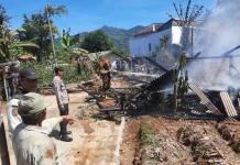 Diduga Dari Tungku Api, Rumah Warga Ludes Terbakar