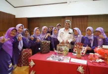 Jaga Produktivitas Lansia, Diky Candra: ke Depan Harus Ada Program Tani Lansia