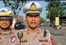 Kasatlantas Berikan Keterangan Kecelakaan Tunggal