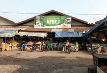 Retribusi Naik tanpa Revitalisasi, Warga Pasar Cikurubuk Ancam Demo
