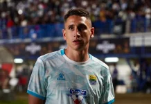Luka Menalo: Kemenangan Persib Tak Diraih dengan Mudah