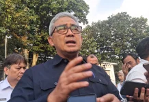 Pemkot Bandung Kaji Jalur Sepeda Aman, Farhan Akui Belum Ada Lintasan Terproteksi