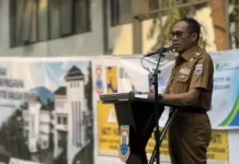 Semarakan HUT RI ke-81, ASN Cimahi Kibarkan Bendera Merah Putih