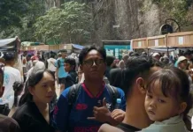 Sensasi Berbelanja Unik di Pasar Leuweung Tahura