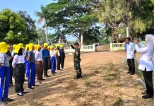 Babinsa Koramil 0508/Binong Tempa Disiplin Paskibra Kecamatan Binong