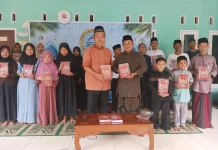 Sebanyak 787 Mushaf Al-Quran Disalurkan ke Pelosok Cianjur