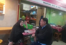 Warung Nasi Bu Eha Tetap Legendaris di tengah Perubahan Zaman