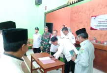 Babinsa Koramil Jalancagak Kawal Pilkades Curugrendeng, agar Aman da Kondusif