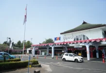 HUT-RI, Percantik Stasiun dan KA dengan Ornamen Kemerdekaan