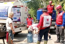 PMI Sumedang Salurkan Air Bersih ke Wilayah Rawan Kekeringan