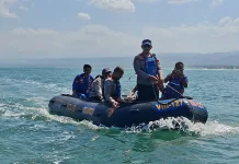 Tim SAR Gabungan Cari Tiga Wisatawan Terseret Ombak Pantai Karangpapak