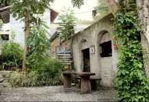 Dakar Dago Pakar, Kafe Vintage Bernuansa Asri